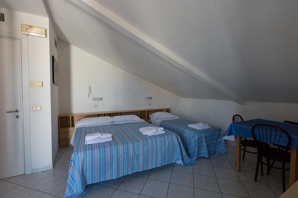 Hotel Ginevra Cattolica